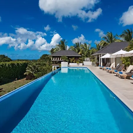 Tom Tom 4 Bed Villa